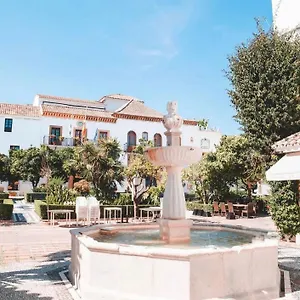 Plaza De Naranjos , Marbella Spagna