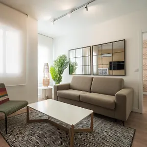 Sunn Amador De Rios, By Homing U , Siviglia Spagna